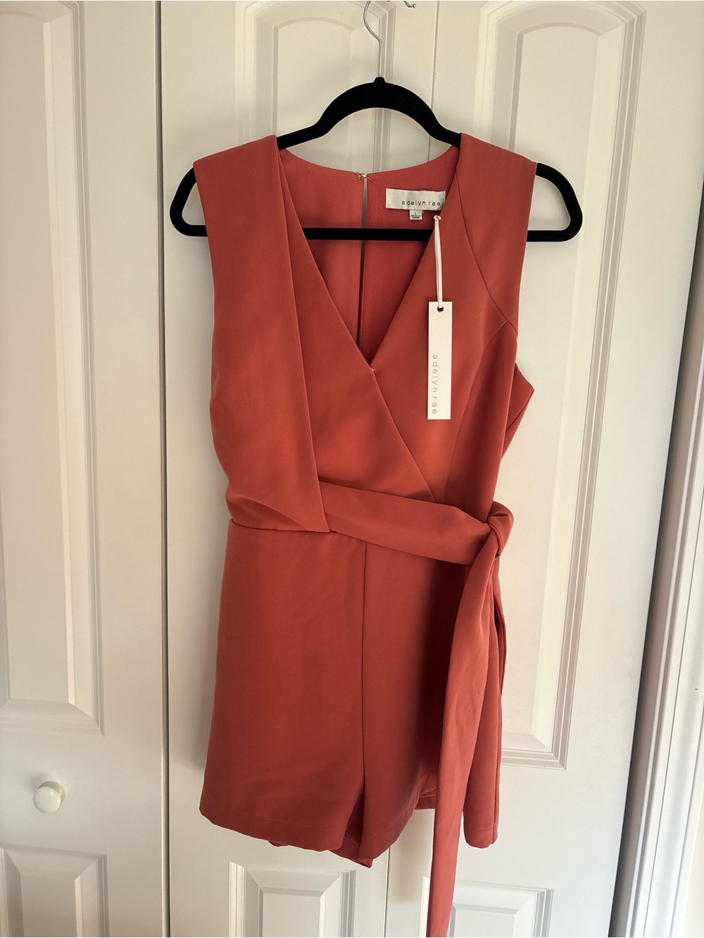NWT Adelyn Rae Coral Wrap Tie Waist Romper Size L